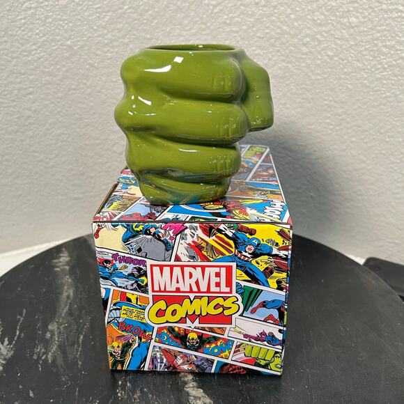 MARVEL COMICS NIB Sculpted Ceramic HULK 14 oz Mug - Picture 4 of 10